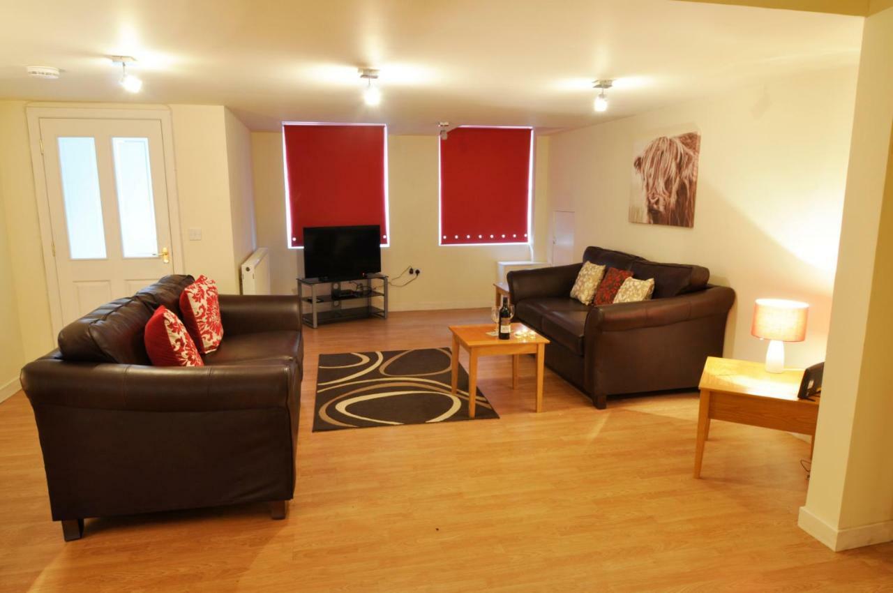 Dufftown Square Apartment ภายนอก รูปภาพ