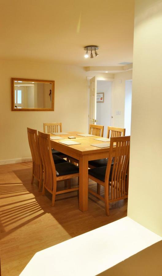 Dufftown Square Apartment ภายนอก รูปภาพ